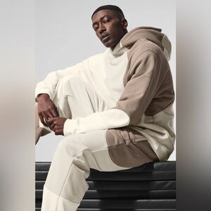 Alo Wave Hoodie and Sweatpants, Size S Women’s/XS Men’s